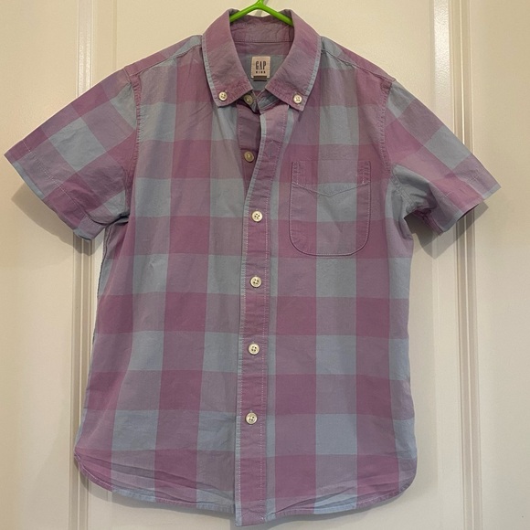Gap Spring short-sleeved button down Size 6-7 - Picture 1 of 2